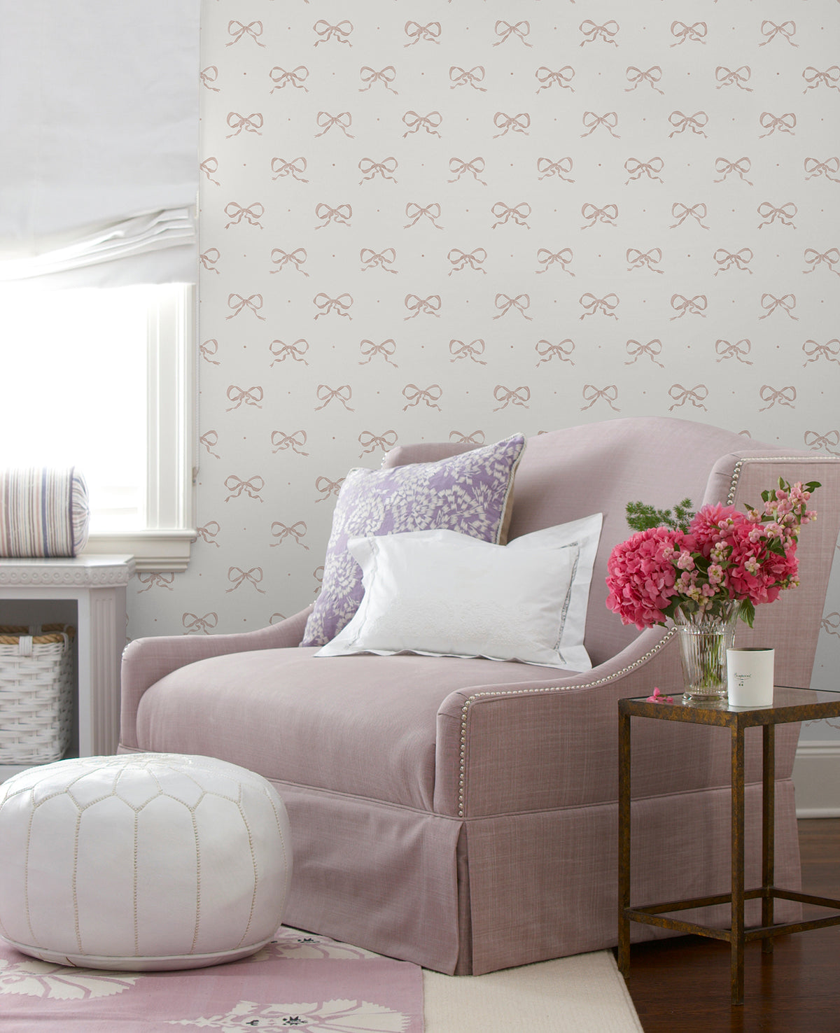 AST4354-peel-and-stick-wallpaper-room-scene-detail-closeup