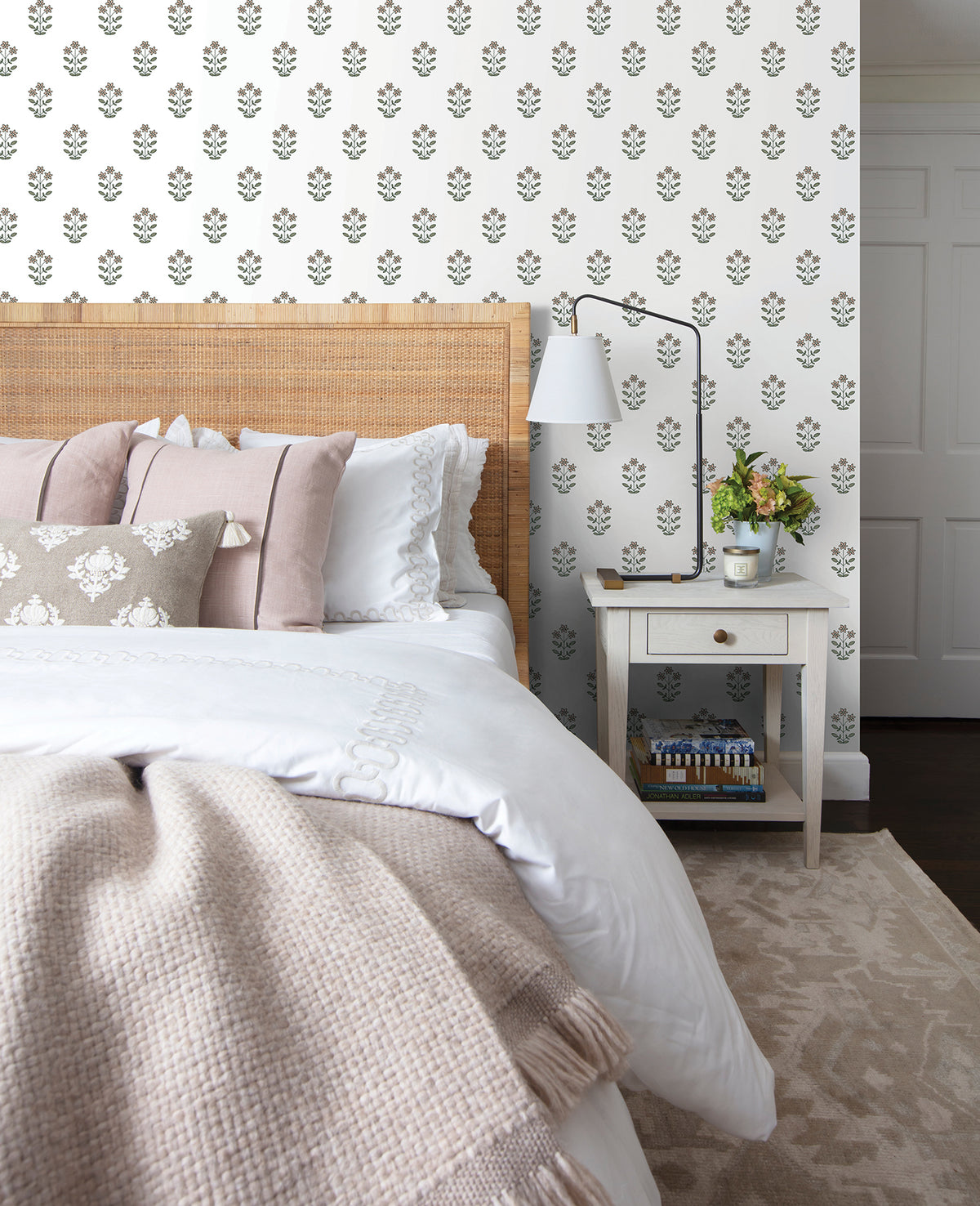 AST4360-peel-and-stick-wallpaper-room-scene-detail-closeup