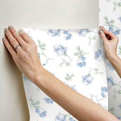AST6085-peel-and-stick-wallpaper-stick-application-step