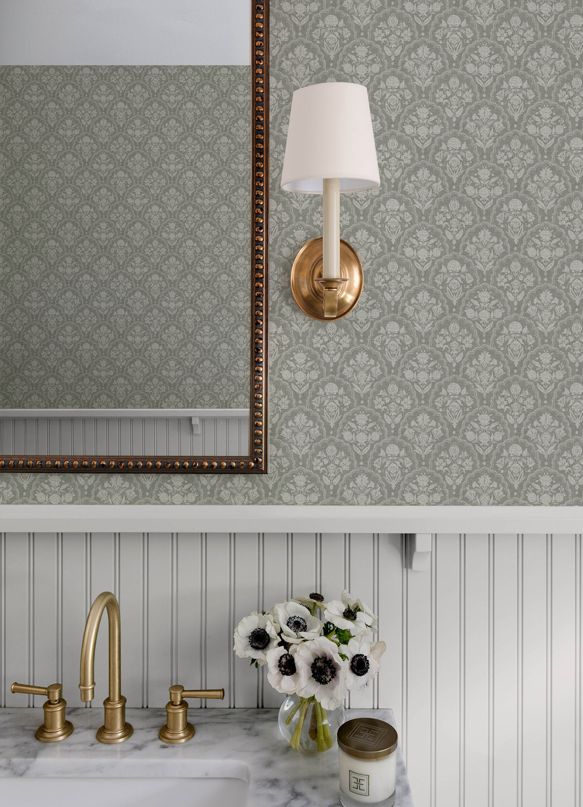AST6353-peel-and-stick-wallpaper-room-scene-detail-closeup