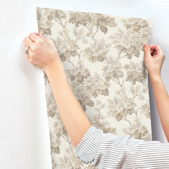 AST6356-peel-and-stick-wallpaper-stick-application-step
