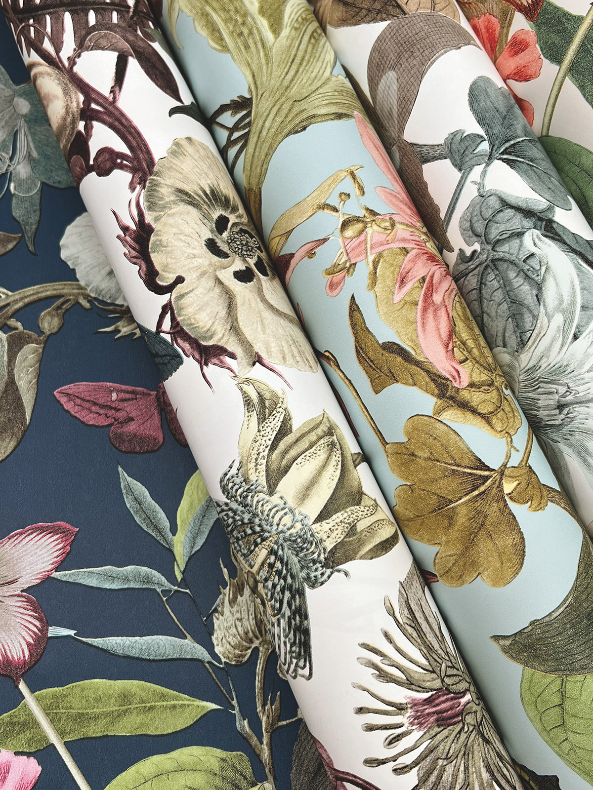 BL1722-peel-and-stick-wallpaper-detail-closeup