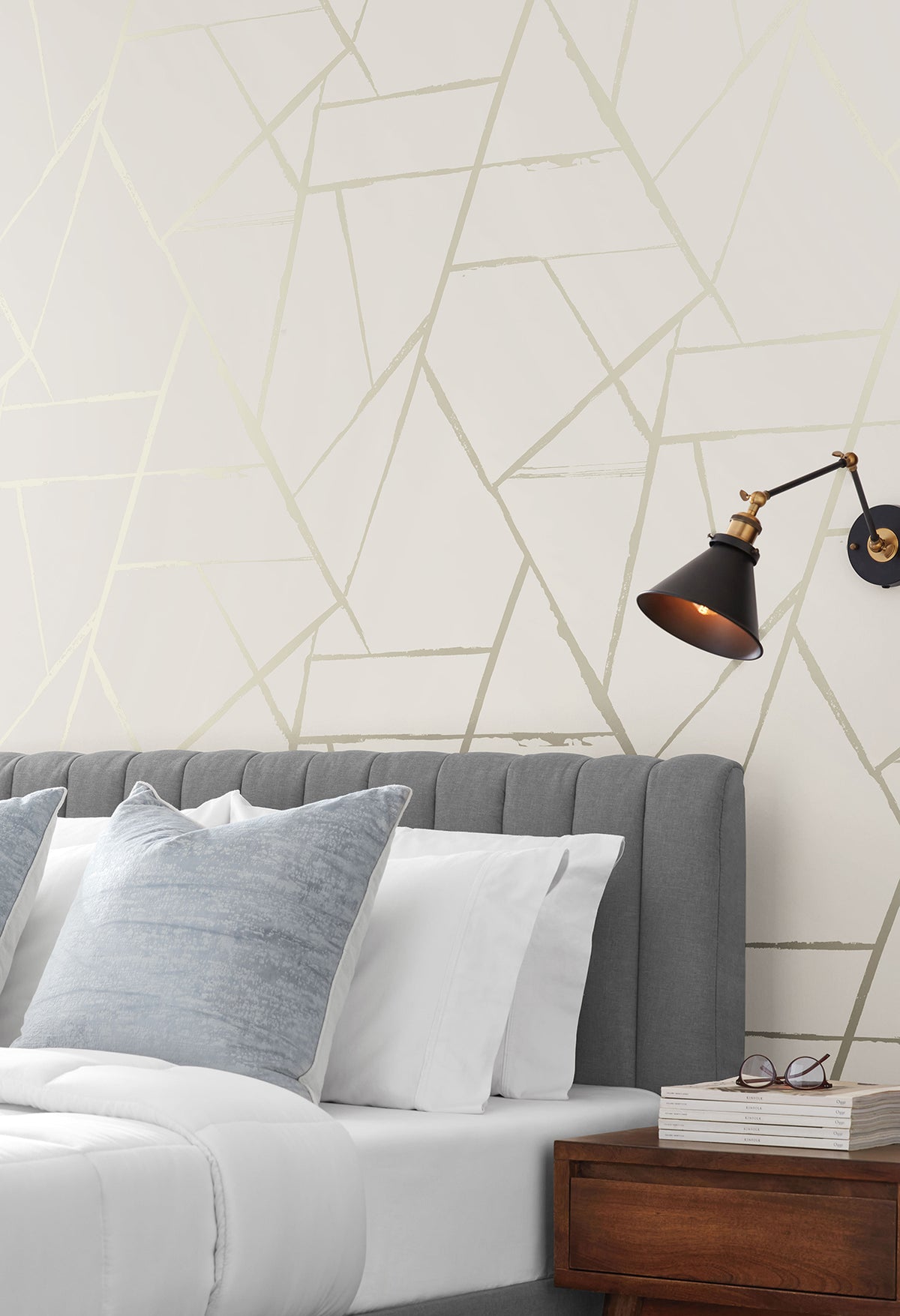 CC1293-peel-and-stick-wallpaper-room-scene