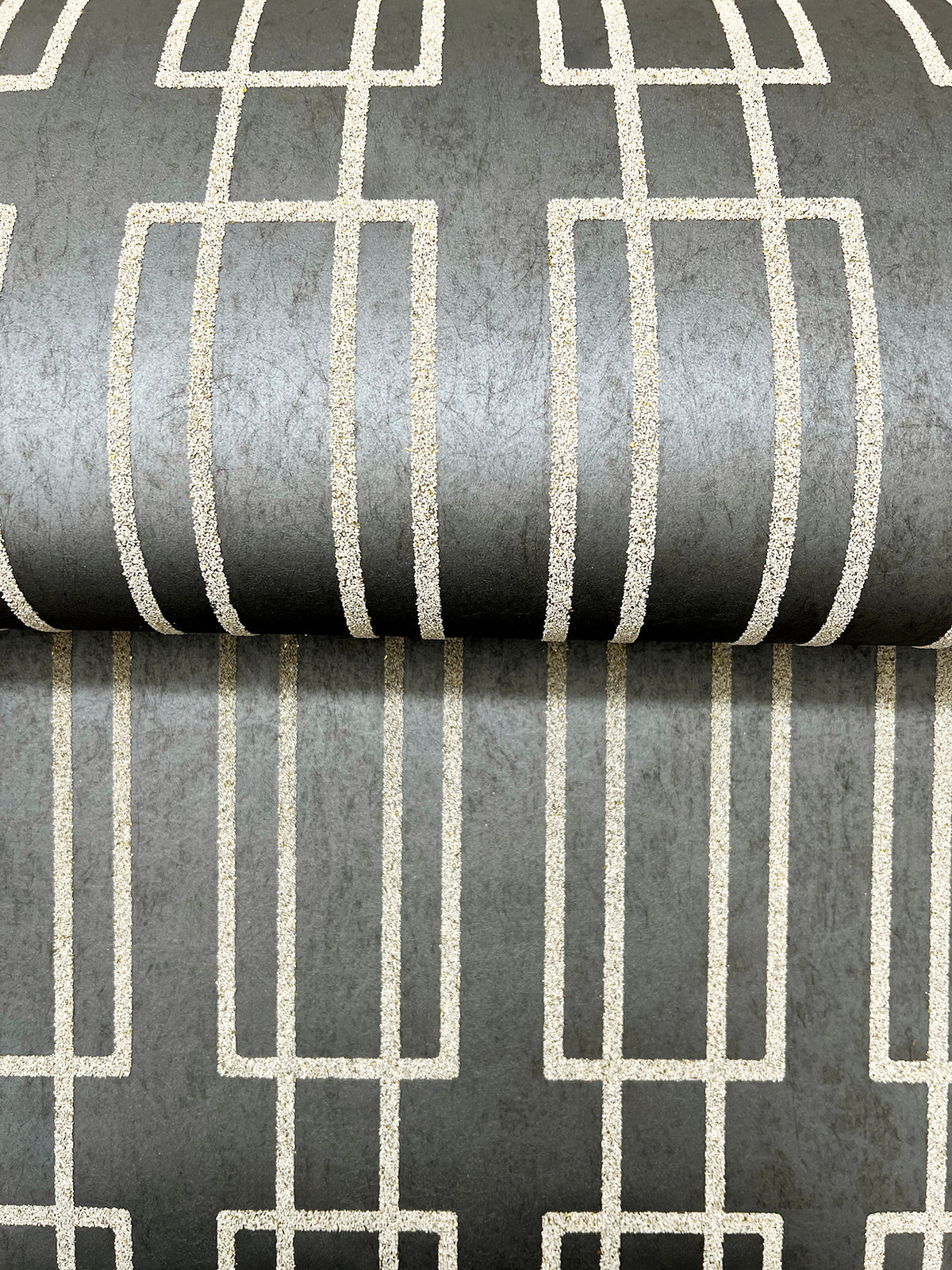 CN2142-peel-and-stick-wallpaper-detail-closeup