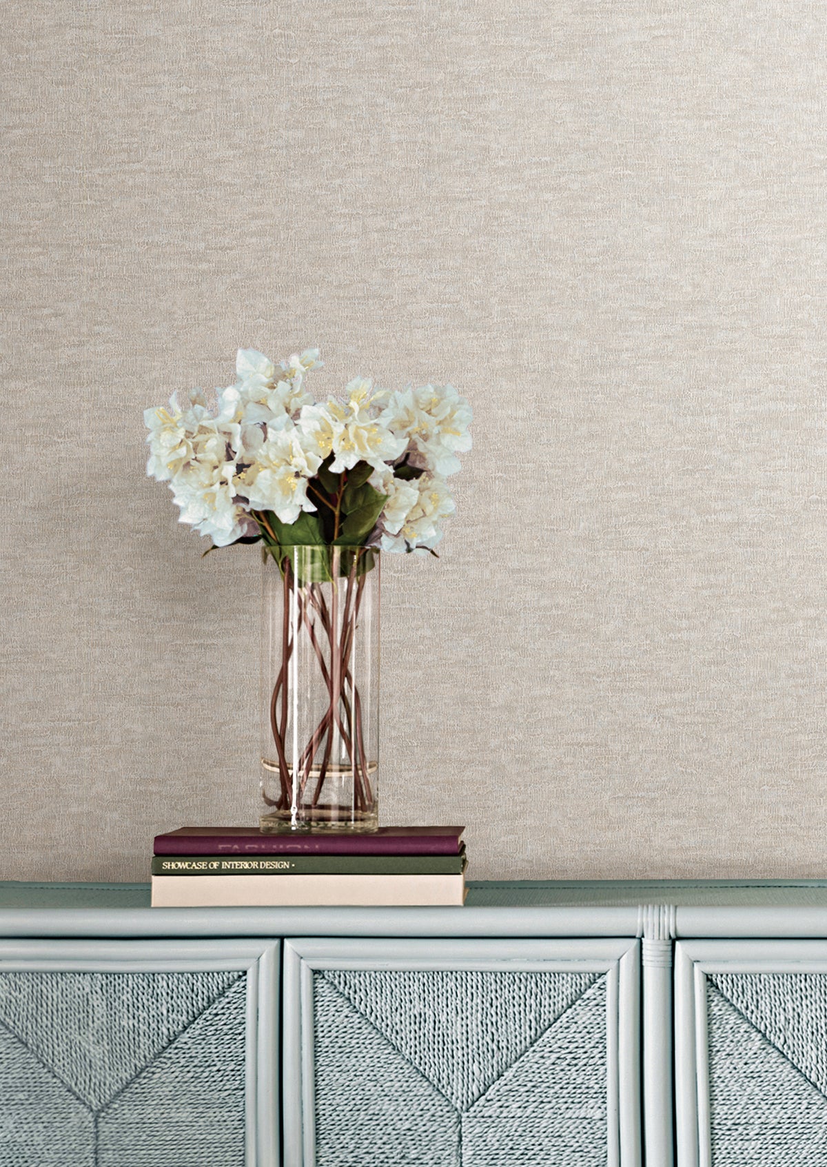 COD0611-peel-and-stick-wallpaper-room-scene
