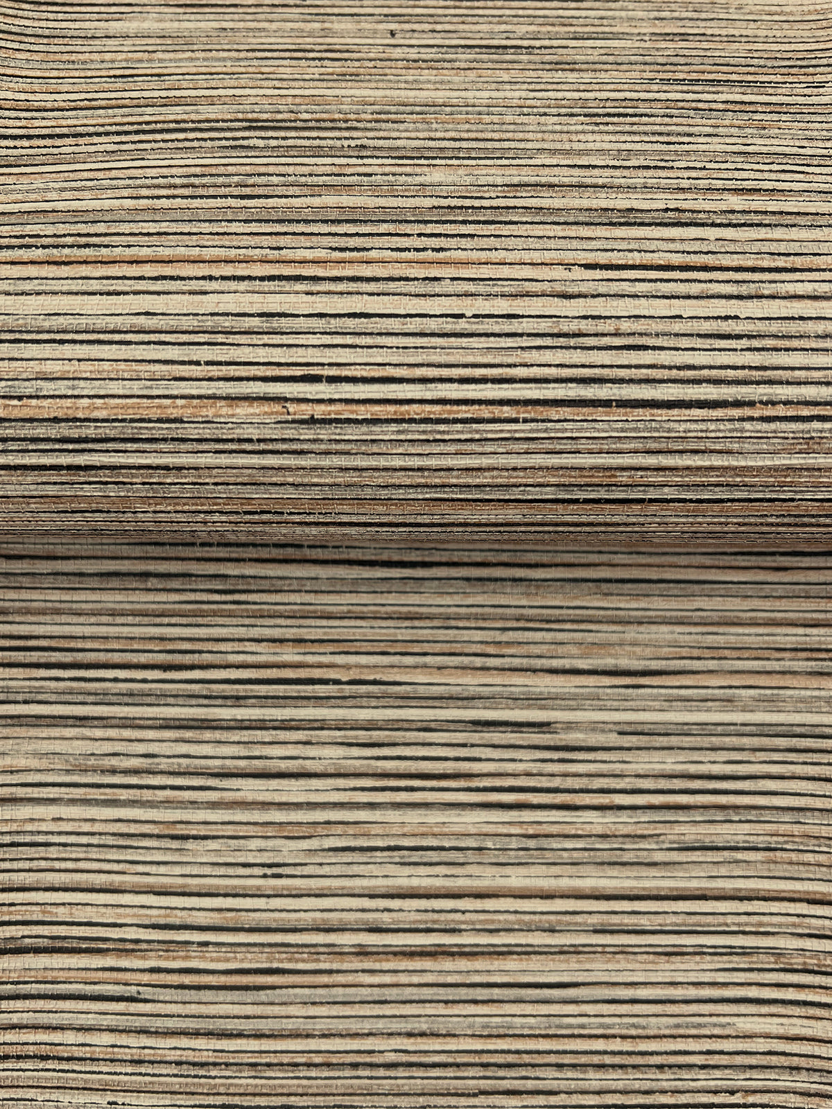 COD0634-peel-and-stick-wallpaper-detail-closeup