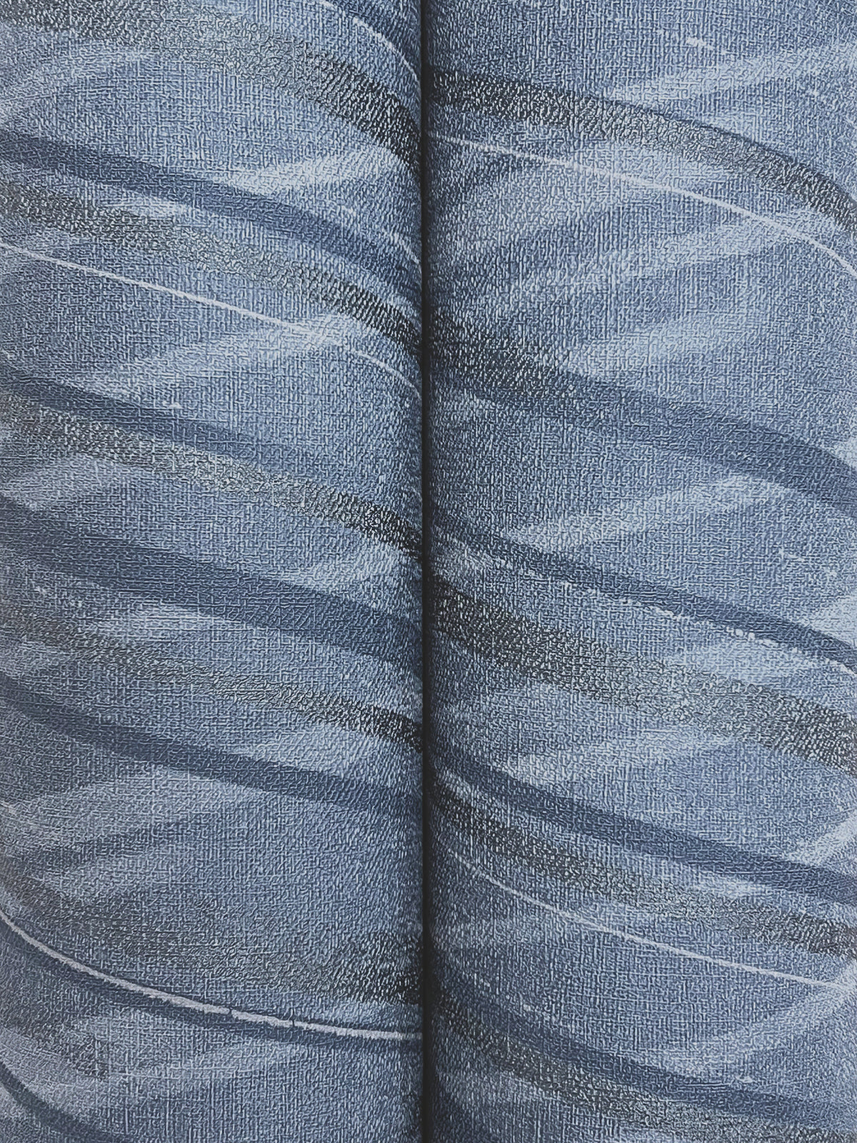 COD0660-peel-and-stick-wallpaper-detail-closeup
