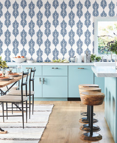 CV4423-peel-and-stick-wallpaper-room-scene-detail-closeup