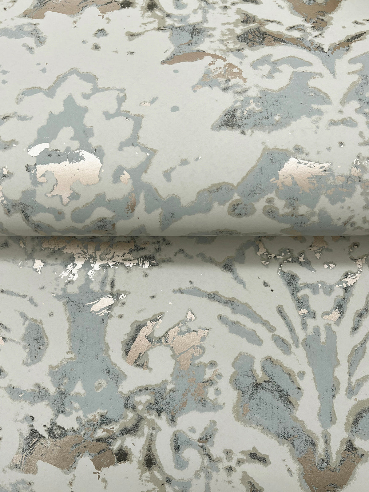 DF3331-peel-and-stick-wallpaper-detail-closeup