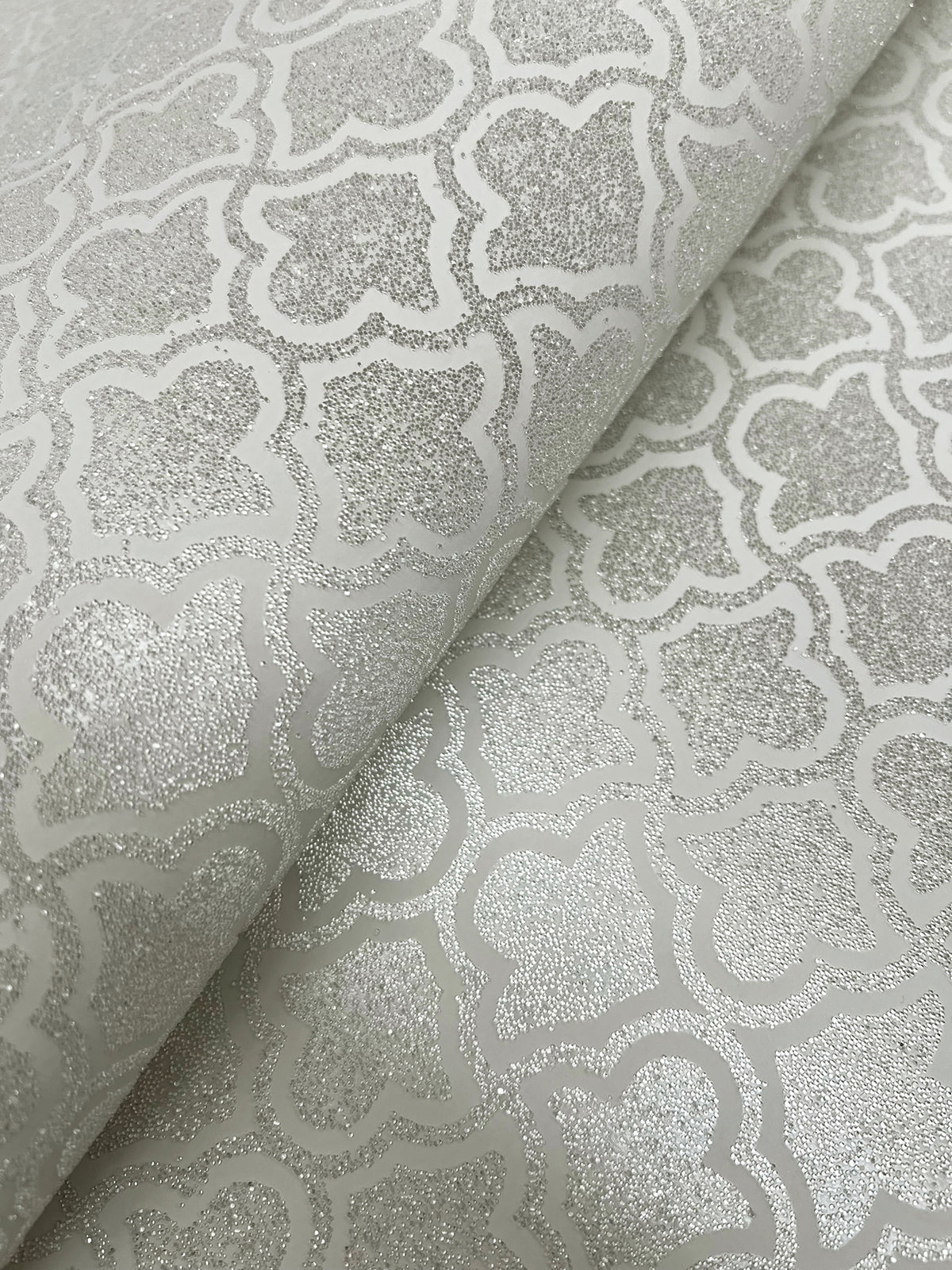 DF3337-peel-and-stick-wallpaper-detail-closeup
