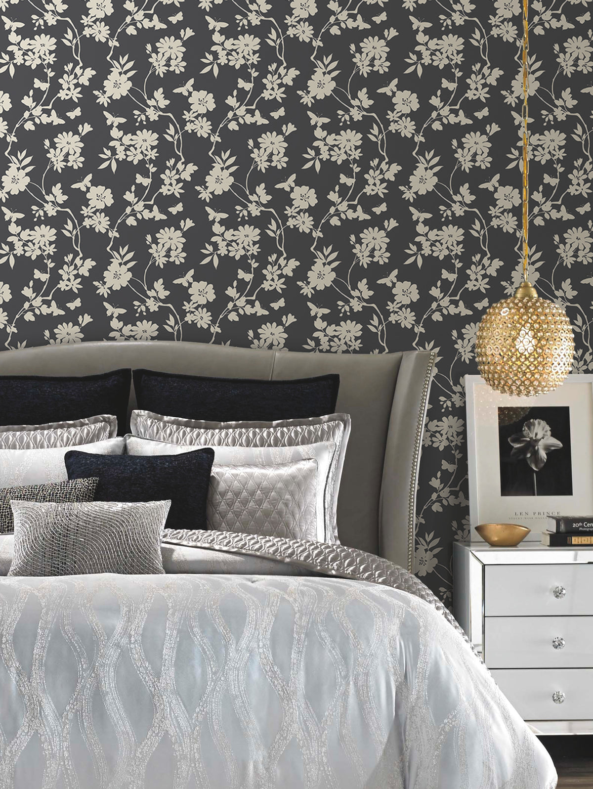 DT5025-peel-and-stick-wallpaper-room-scene-detail-closeup