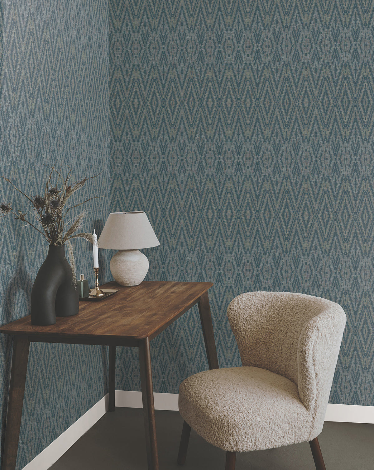 EV3915-peel-and-stick-wallpaper-room-scene