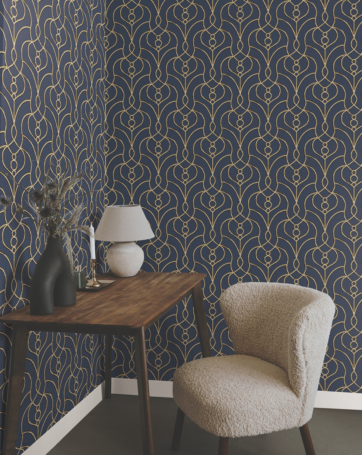 EV3946-peel-and-stick-wallpaper-room-scene-detail-closeup