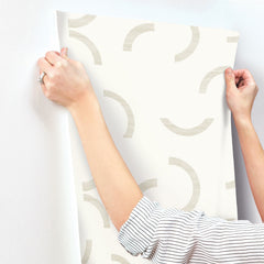 FM1025-peel-and-stick-wallpaper-stick-application-step