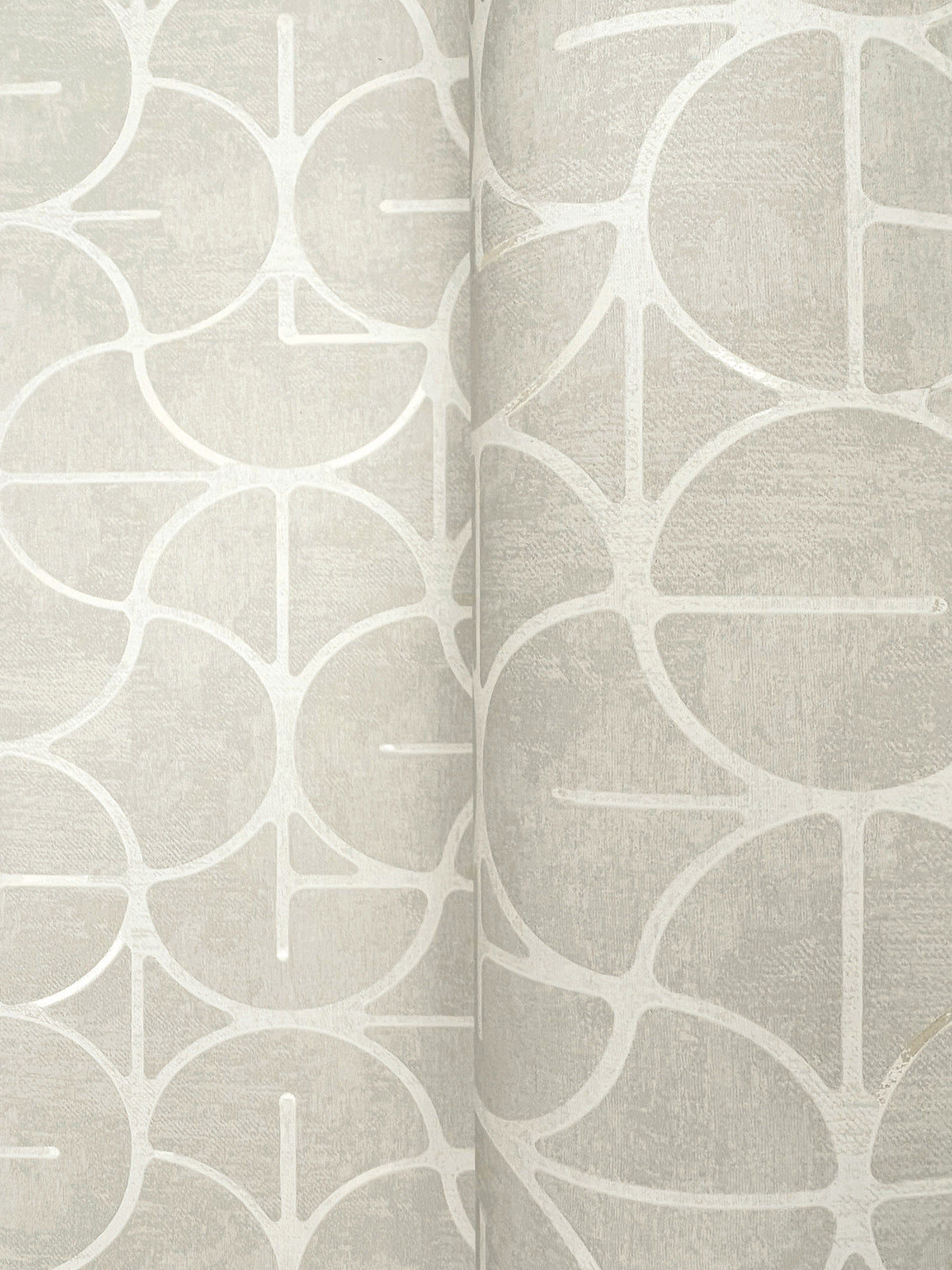 FM1102-peel-and-stick-wallpaper-detail-closeup