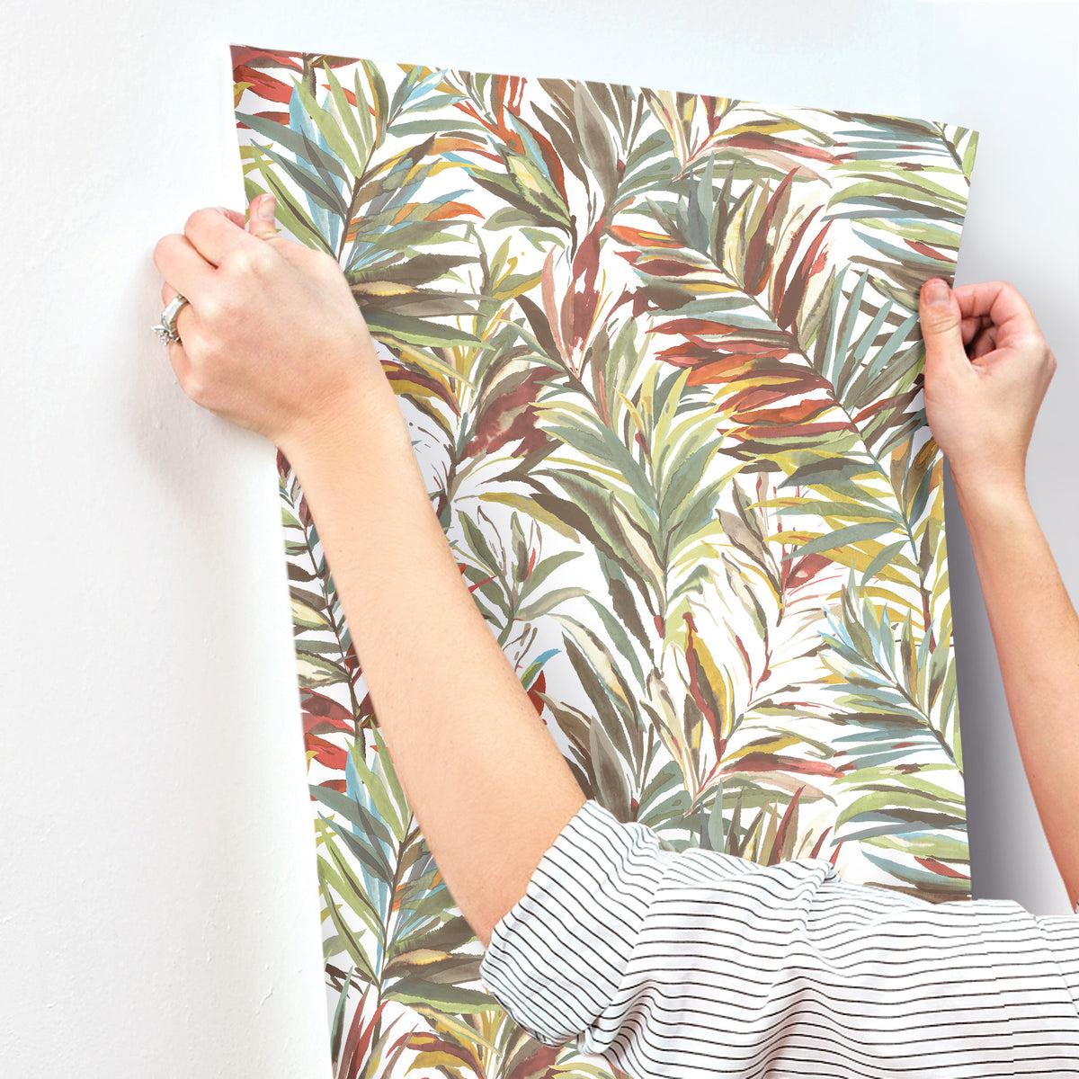 GN2541-peel-and-stick-wallpaper-stick-application-step