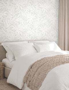 GN2572-peel-and-stick-wallpaper-room-scene