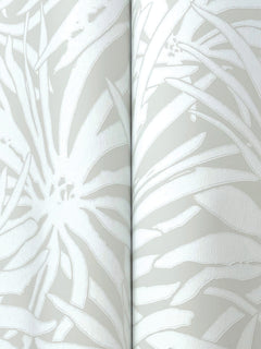 GN2572-peel-and-stick-wallpaper-detail-closeup