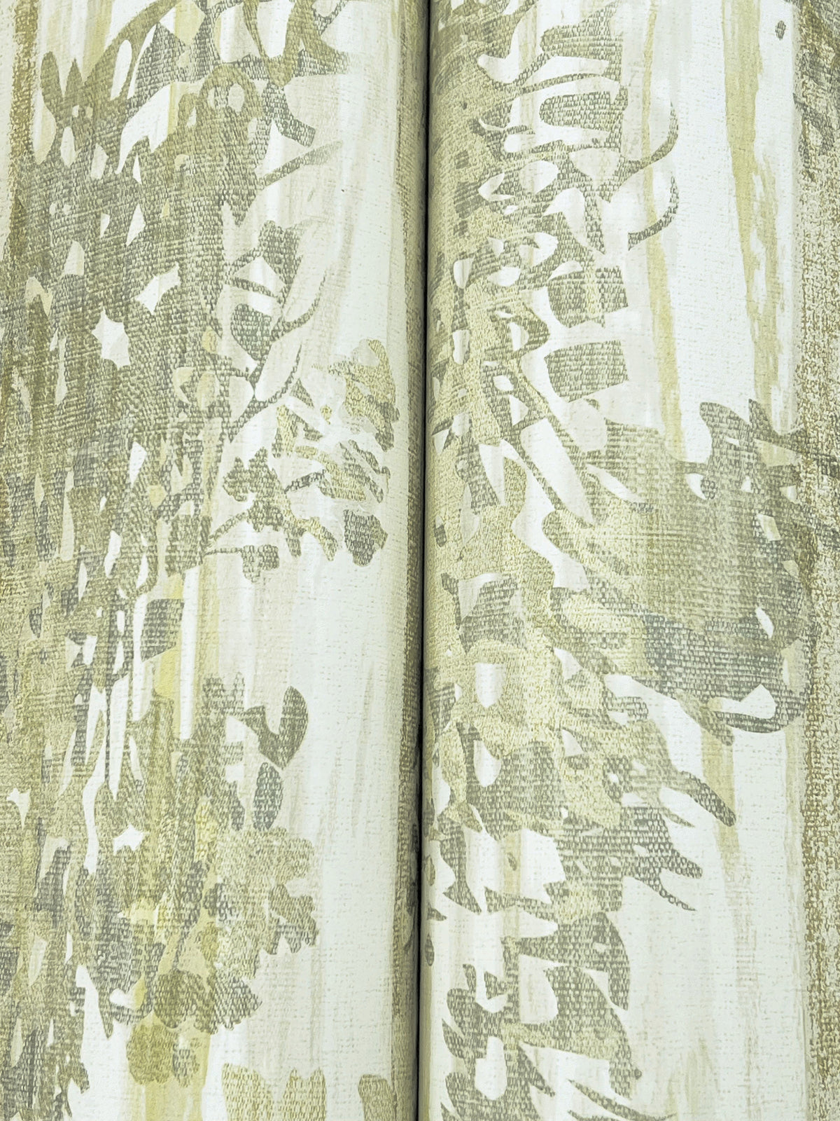 GN2601-peel-and-stick-wallpaper-detail-closeup