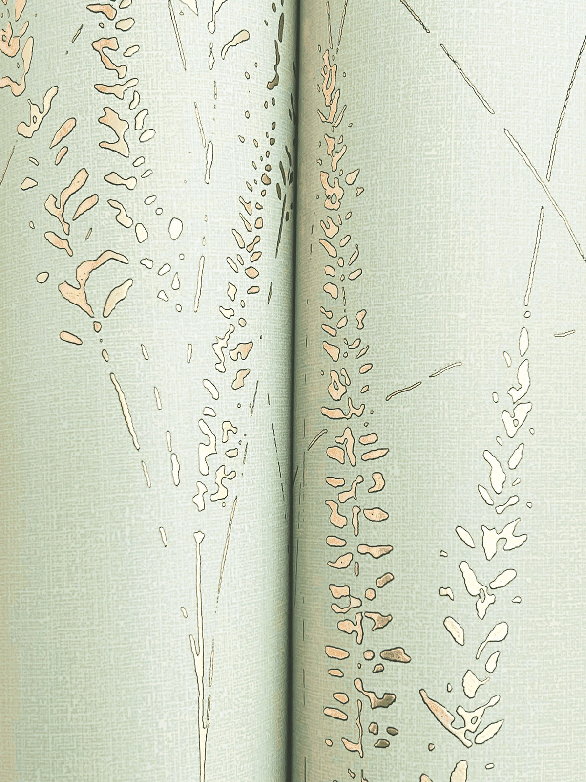 GN2643-peel-and-stick-wallpaper-detail-closeup