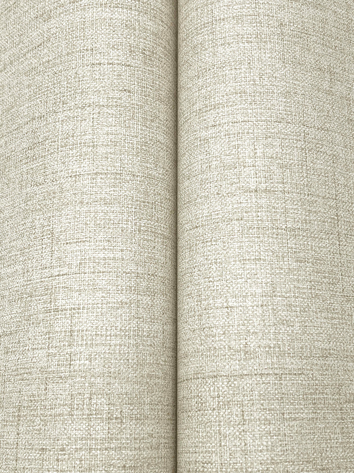 GN2675-peel-and-stick-wallpaper-detail-closeup