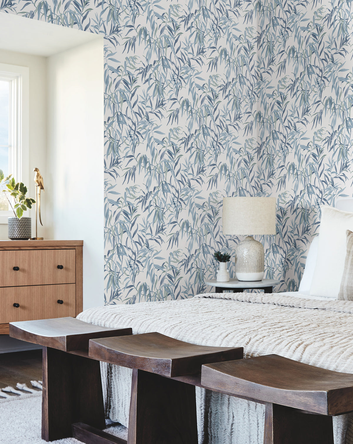GO8242-peel-and-stick-wallpaper-room-scene