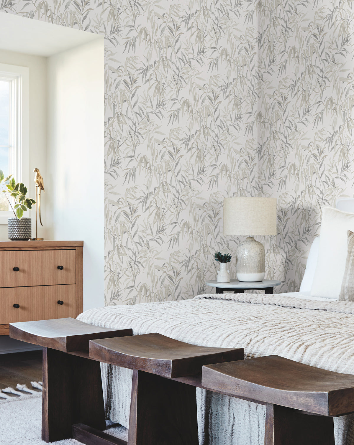 GO8243-peel-and-stick-wallpaper-room-scene