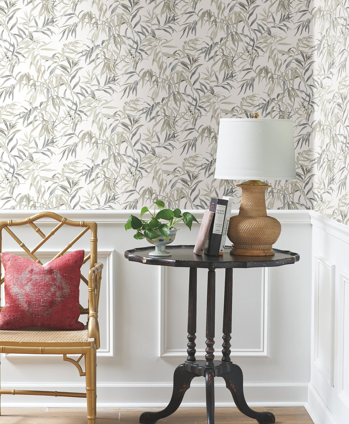 GO8243-peel-and-stick-wallpaper-room-scene-detail-closeup
