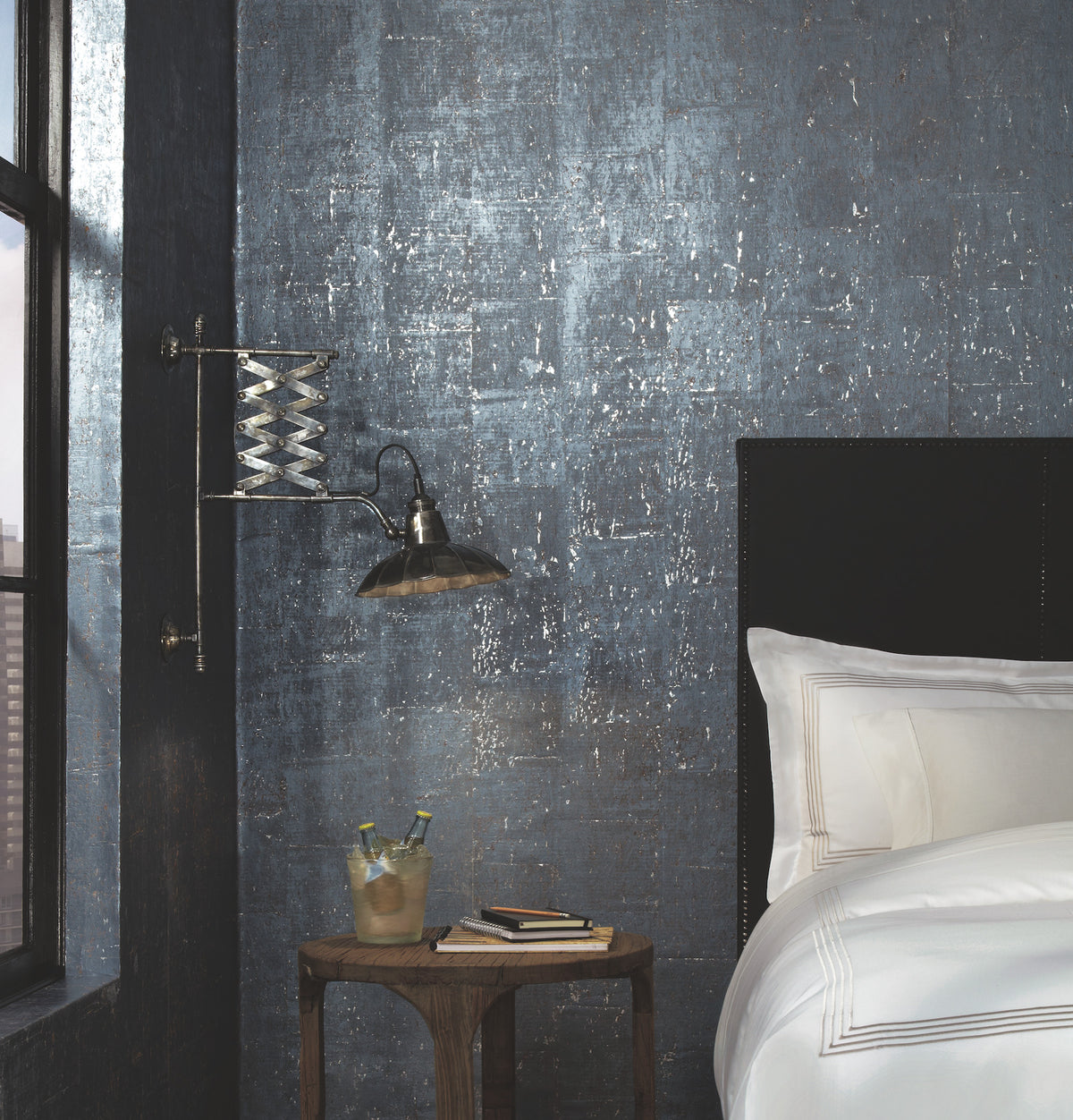 GR1095-peel-and-stick-wallpaper-room-scene