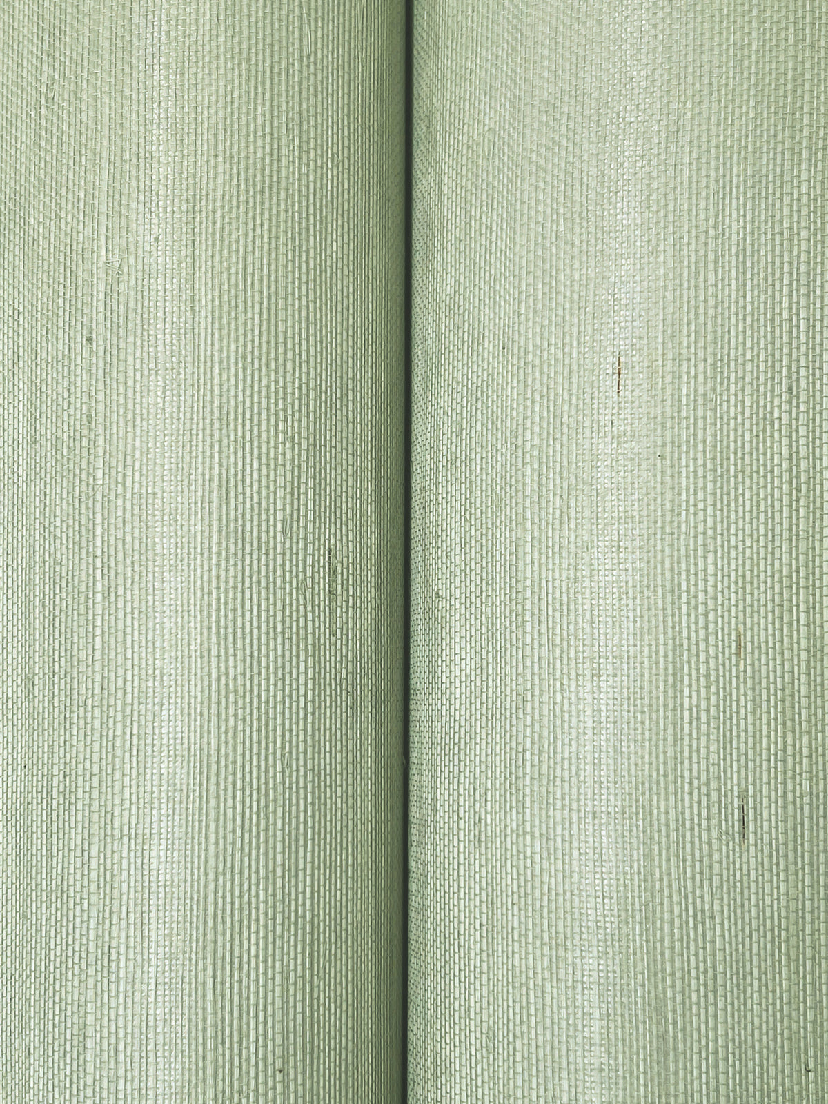 GRL88330-peel-and-stick-wallpaper-detail-closeup