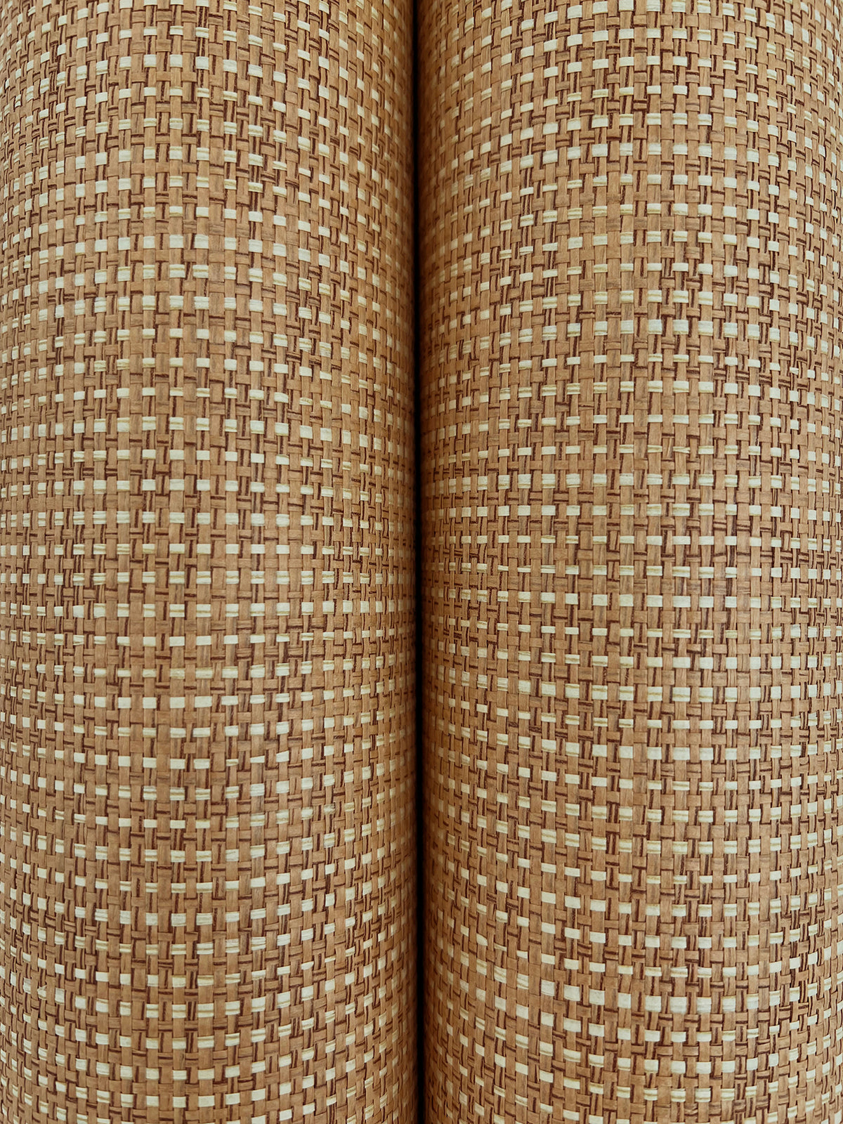 GRL88364-peel-and-stick-wallpaper-detail-closeup