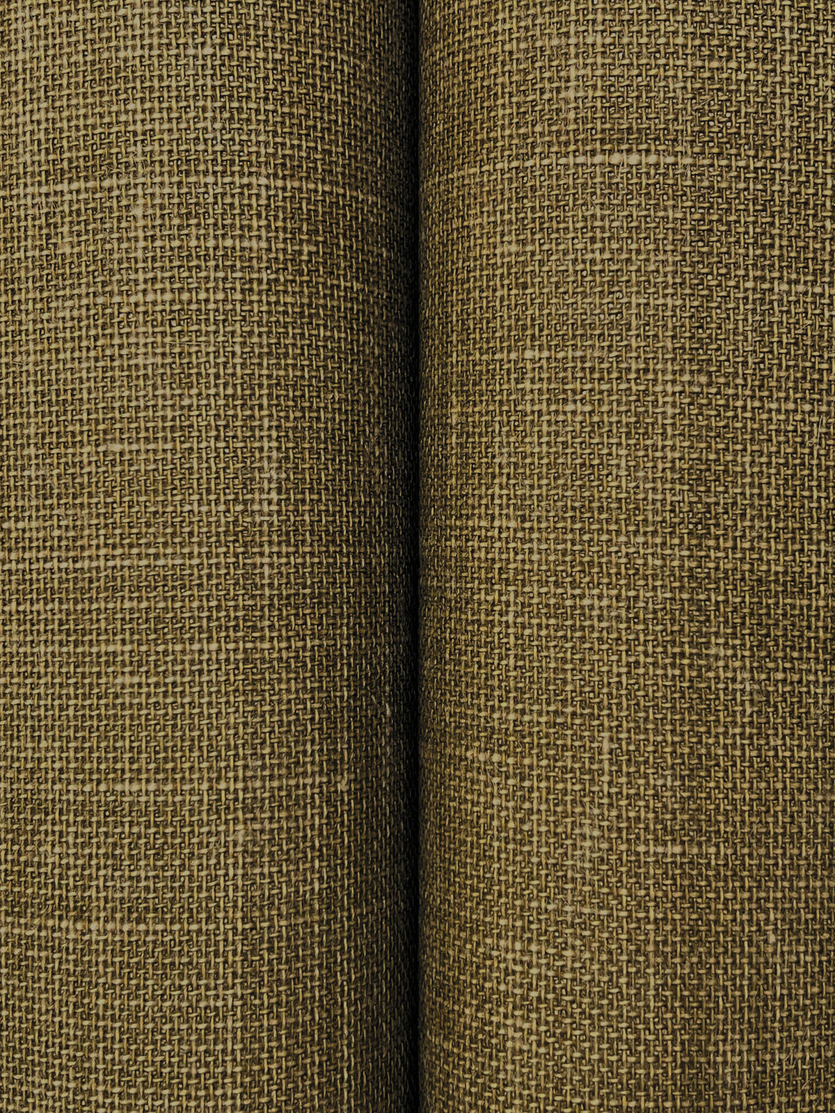 GRL88386-peel-and-stick-wallpaper-detail-closeup
