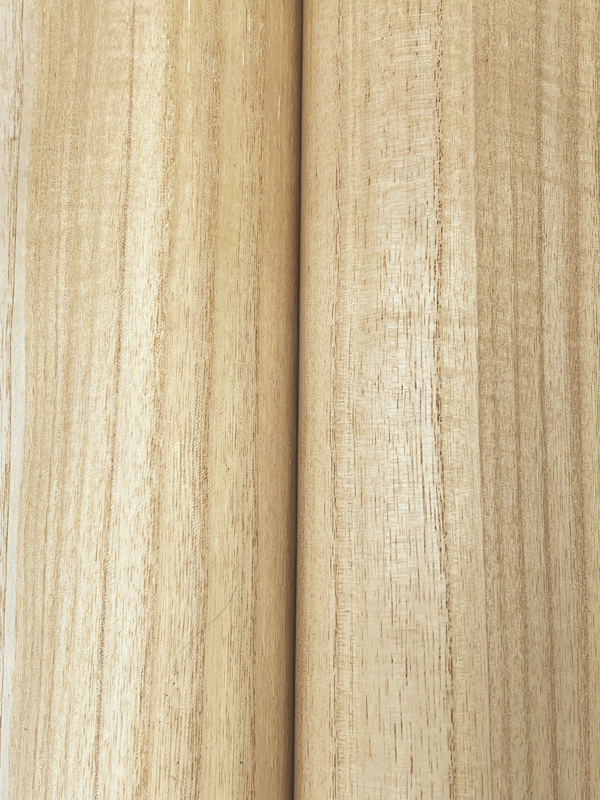 GRL88415-peel-and-stick-wallpaper-detail-closeup