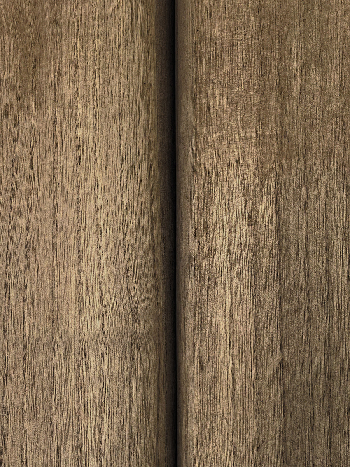 GRL88420-peel-and-stick-wallpaper-detail-closeup