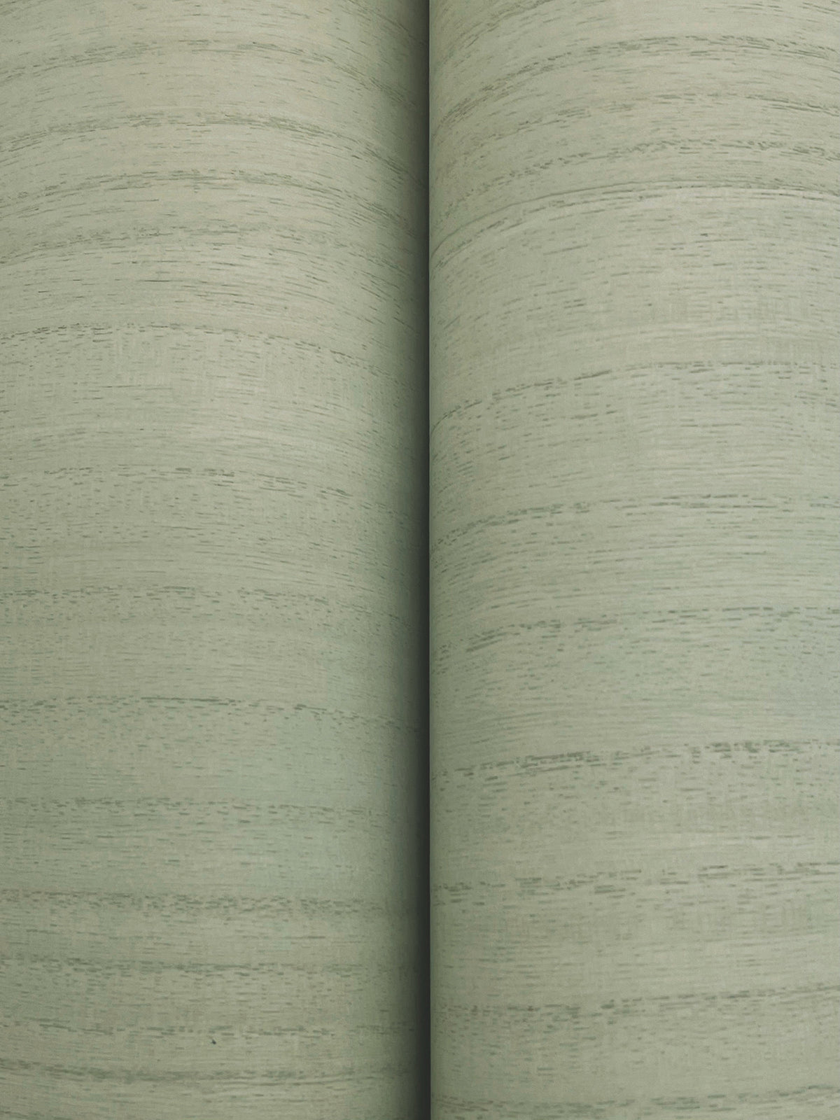 GRL88421-peel-and-stick-wallpaper-detail-closeup