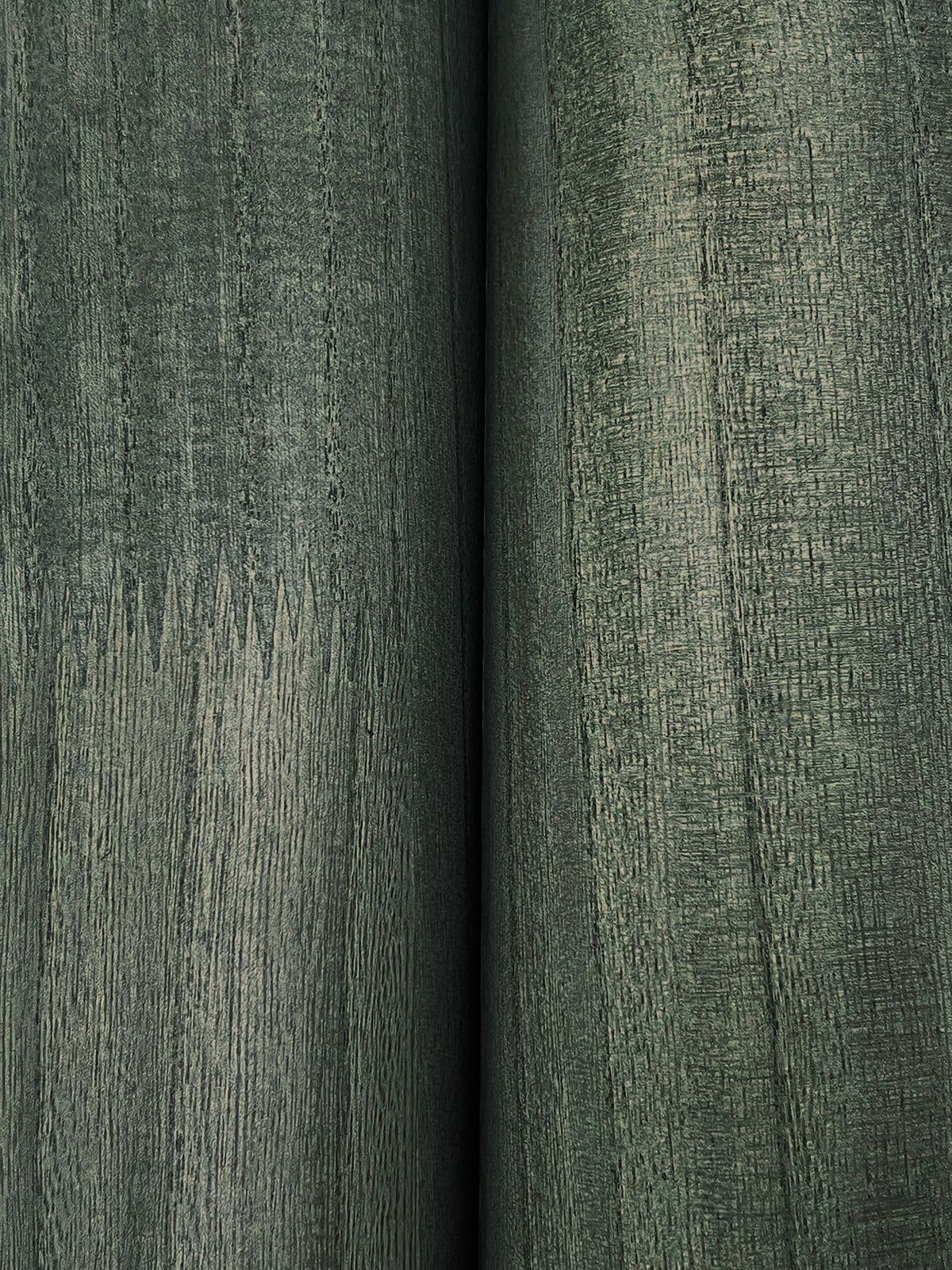 GRL88423-peel-and-stick-wallpaper-detail-closeup