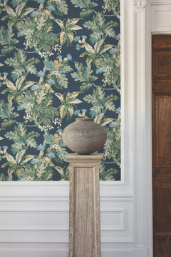 GT4523-peel-and-stick-wallpaper-room-scene-detail-closeup