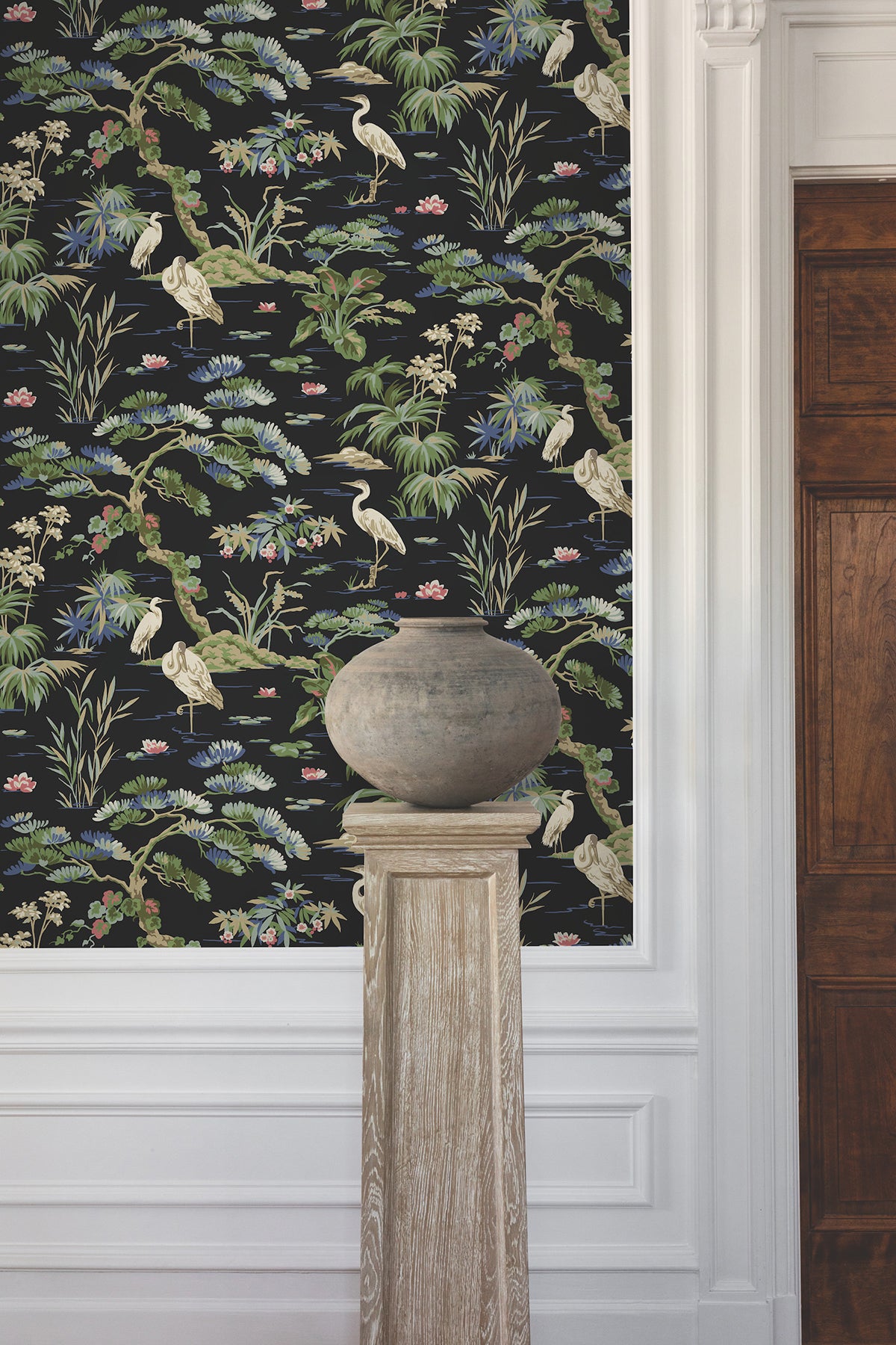 GT4535-peel-and-stick-wallpaper-room-scene-detail-closeup