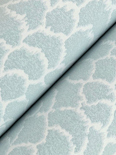 GT4572-peel-and-stick-wallpaper-detail-closeup