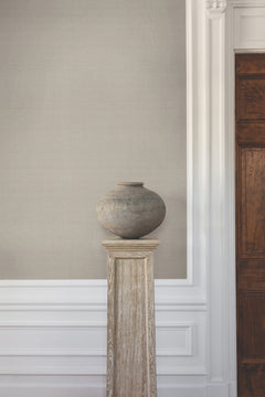 GT4592N-peel-and-stick-wallpaper-room-scene-detail-closeup