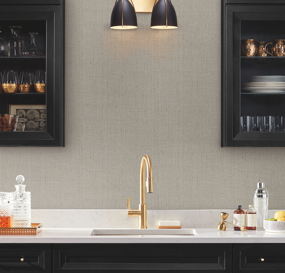 GT4594N-peel-and-stick-wallpaper-room-scene