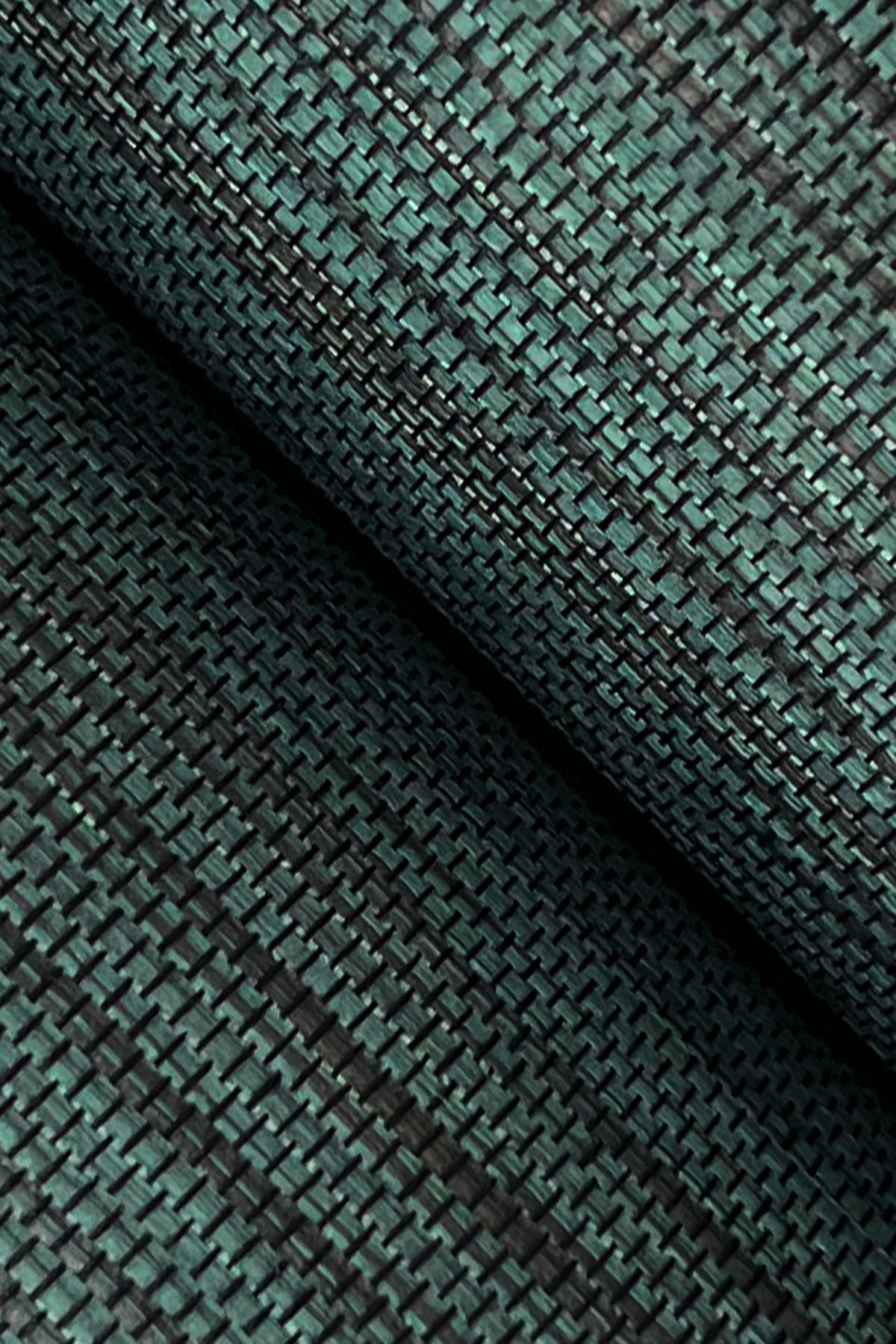 GV0222-peel-and-stick-wallpaper-detail-closeup