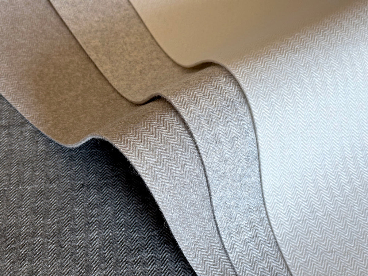 HA3653R-peel-and-stick-wallpaper-detail-closeup-6