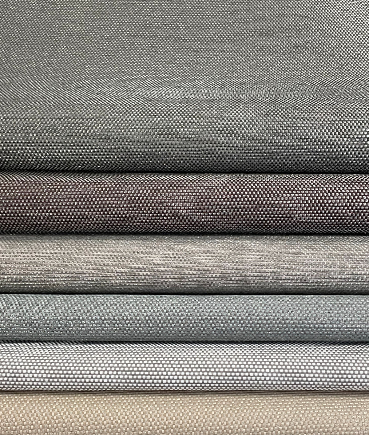 HW3668R-peel-and-stick-wallpaper-detail-closeup-4
