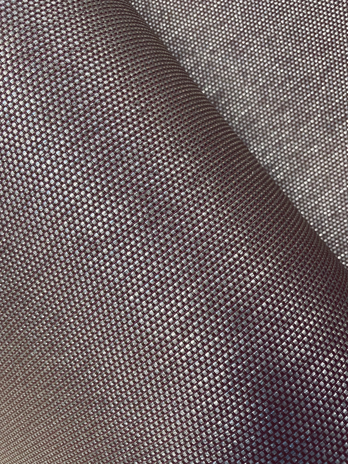 HW3671R-peel-and-stick-wallpaper-detail-closeup-2