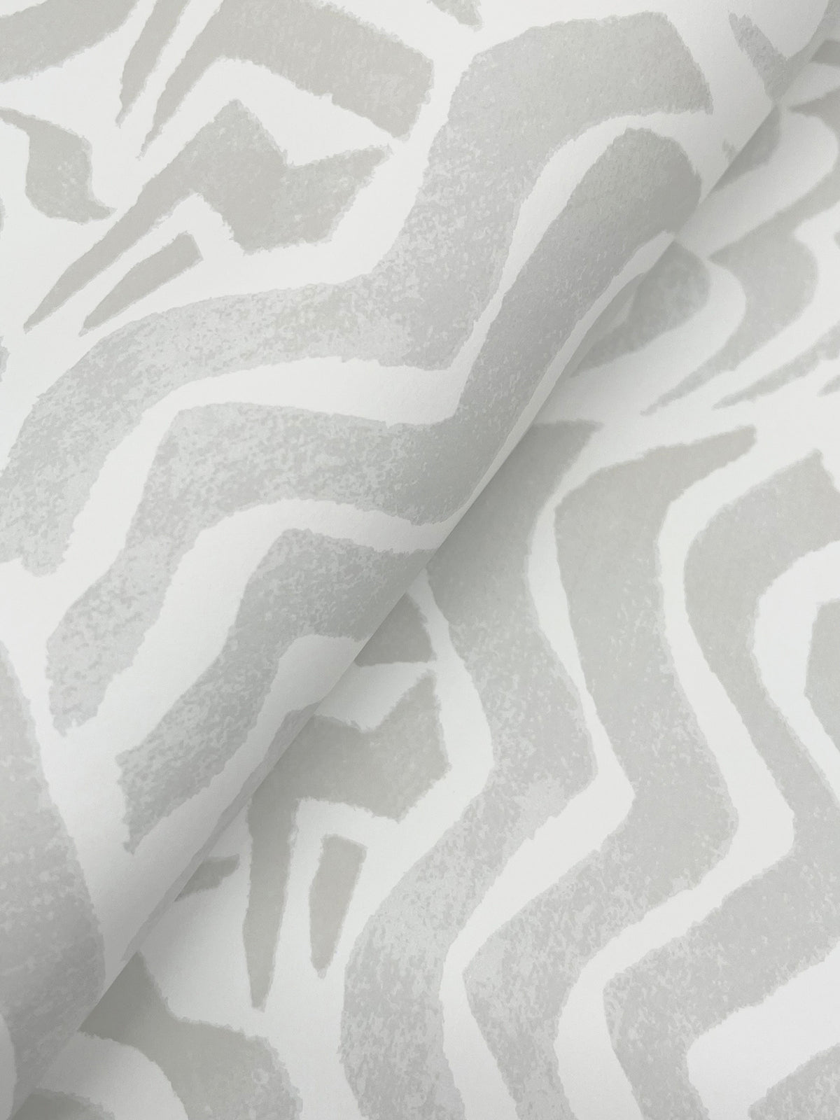 LM5321-peel-and-stick-wallpaper-detail-closeup