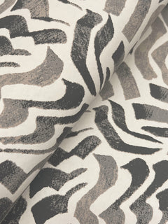LM5324-peel-and-stick-wallpaper-detail-closeup