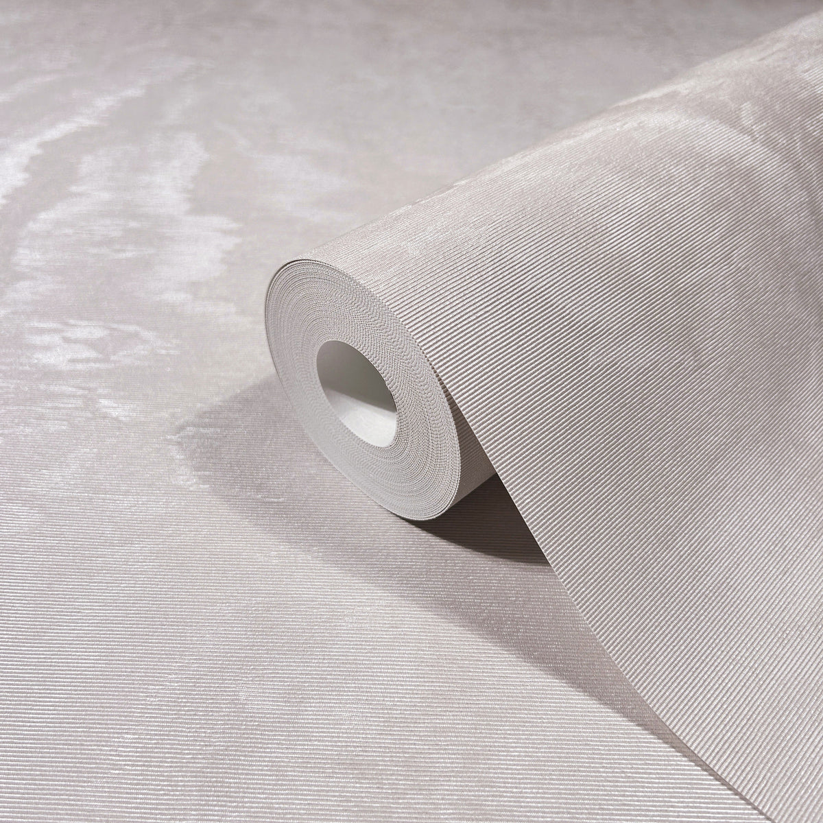 MA34920-peel-and-stick-wallpaper-detail-closeup