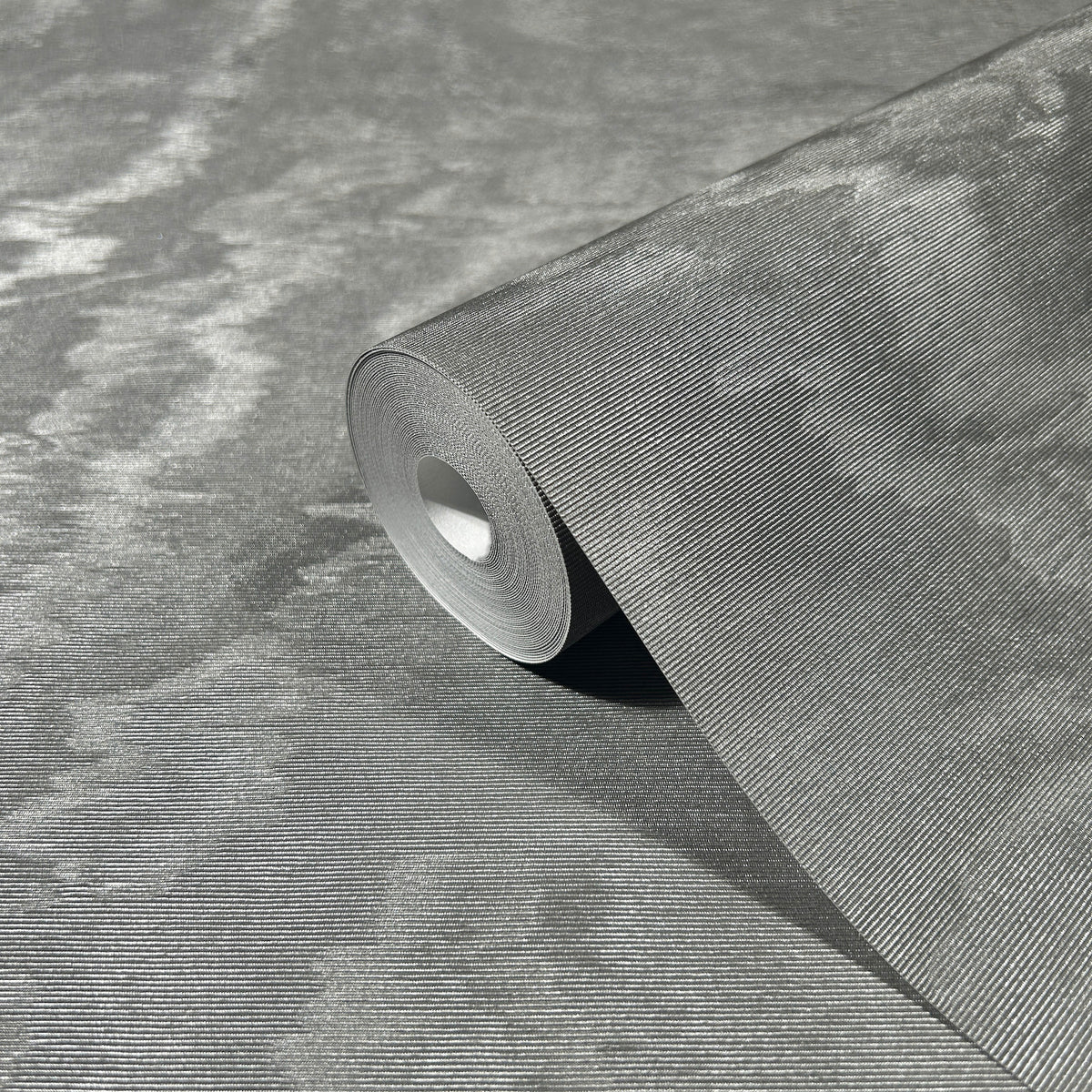 MA34924-peel-and-stick-wallpaper-detail-closeup