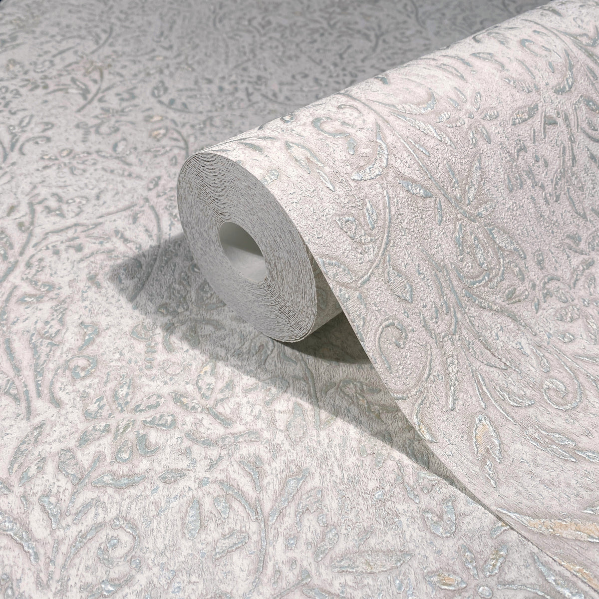 MA35529-peel-and-stick-wallpaper-detail-closeup